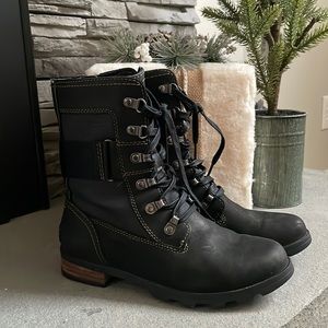 WOMEN'S EMELIE CONQUEST BOOT
Size 6